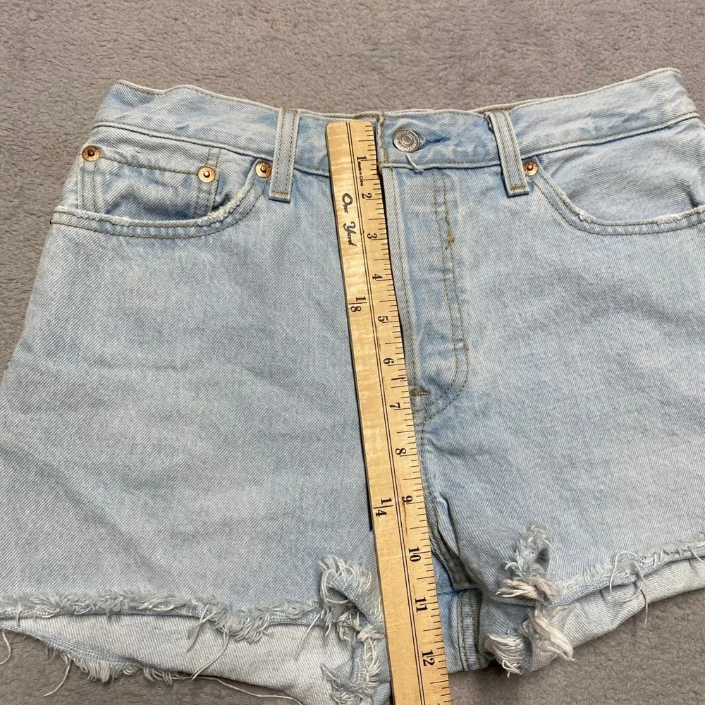 Levis‎ Premium Wedgie Shorts Womens 29 Raw Hem Button High Rise Cut Off